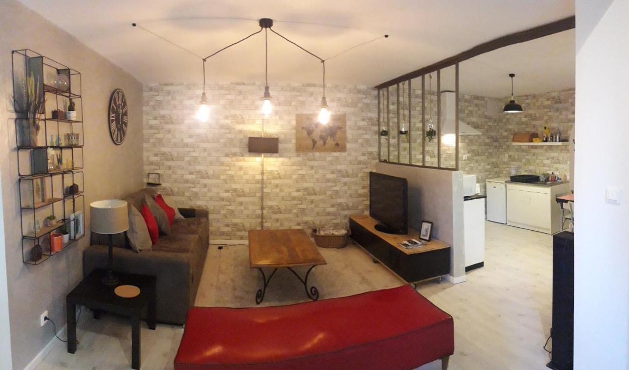 Le Relais Champetre Apartman Joux Kültér fotó